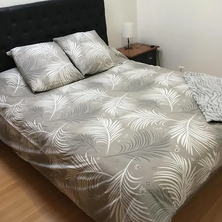 Апартаменты Superbe Maisonnette A 550 M De La Gare De *