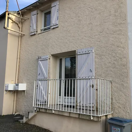 Superbe Maisonnette A 550 M De La Gare De *